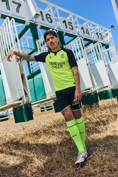 real_betis_24_25_hummel_away_kit_d.jpg