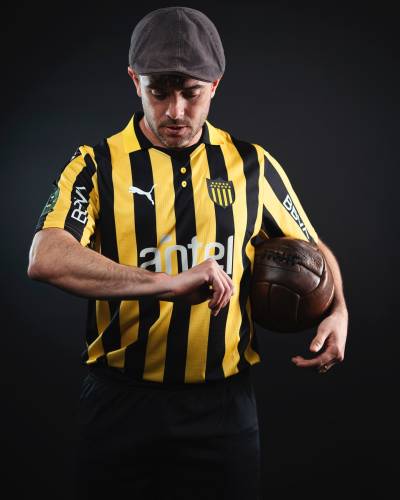 penarol_2024_puma_133rd_anniversary_shirt_a.jpg