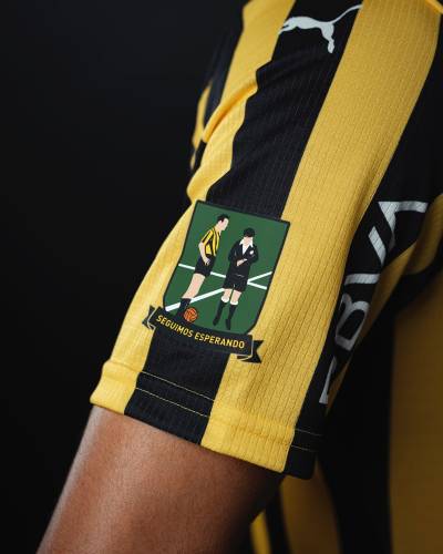penarol_2024_puma_133rd_anniversary_shirt_e.jpg
