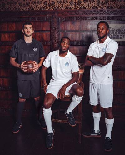 olympique_de_marseille_2024_puma_125th_anniversary_a.jpg