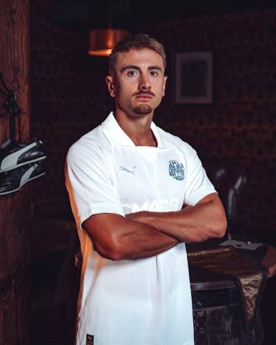 olympique_de_marseille_2024_puma_125th_anniversary_b.jpeg