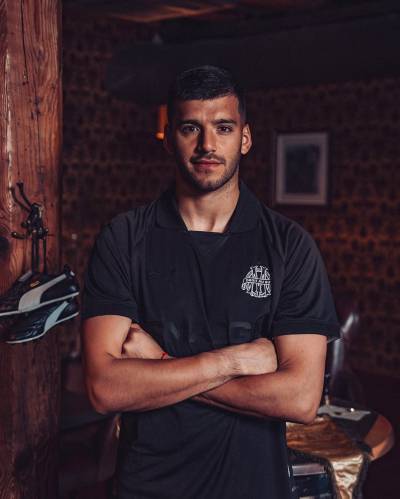 olympique_de_marseille_2024_puma_125th_anniversary_f.jpeg