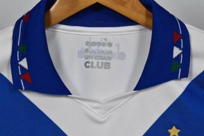 velez_sarsfield_2023_home_kit_d.jpg