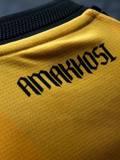 kaizer_chiefs_24_25_kappa_home_kit_5.jpg
