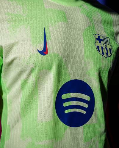barcelona_24_25_nike_third_kit_l.jpg
