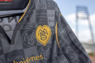 aalborg_bk_24_25_macron_third_kit_d.jpg