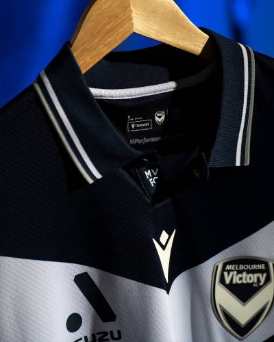 melbourne_victory_24_25_macron_home_kit_c.jpg