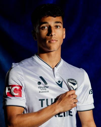 melbourne_victory_24_25_macron_away_kit_a.jpg
