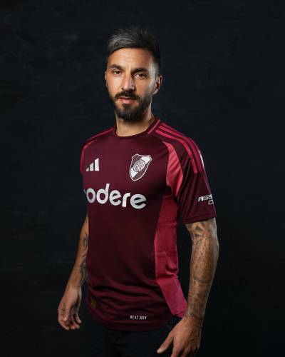 river_plate_24_25_adidas_away_kit_b.jpg