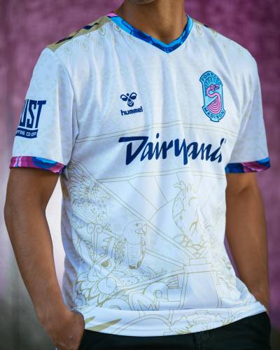 forward_madison_2024_hummel_hispanic_heritage_pre_match_shirt_e2.jpeg