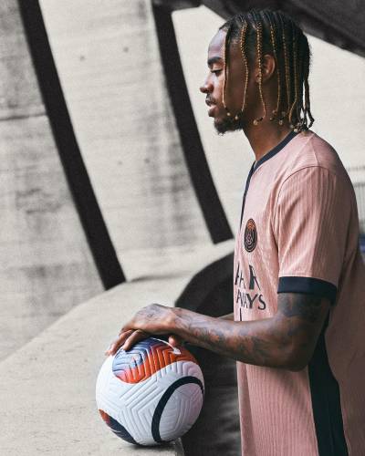 paris_saint_germain_24_25_jordan_third_kit_c.jpg