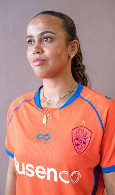 brisbane_roar_24_25_cikers_home_kit_a.jpg