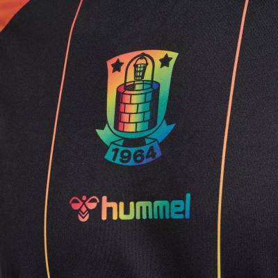 brondby_if_24_25_hummel_pre_match_shirt_b5.jpg