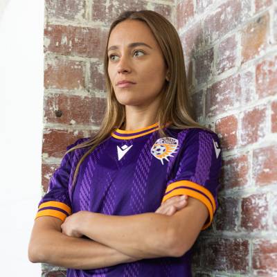 perth_glory_24_25_macron_home_kit_g.jpeg