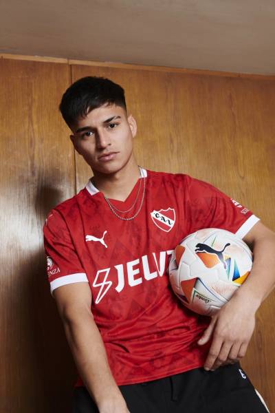 independiente_24_25_puma_home_kit_b.jpeg