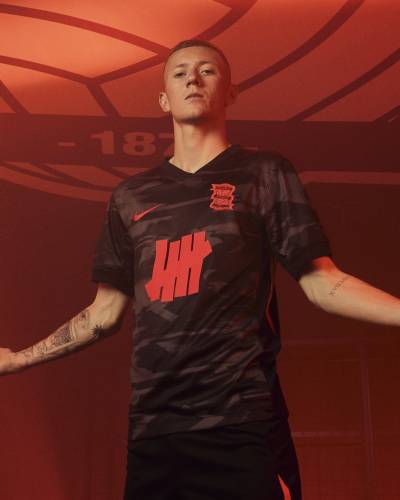 birmingham_city_24_25_nike_third_kit_a.jpeg