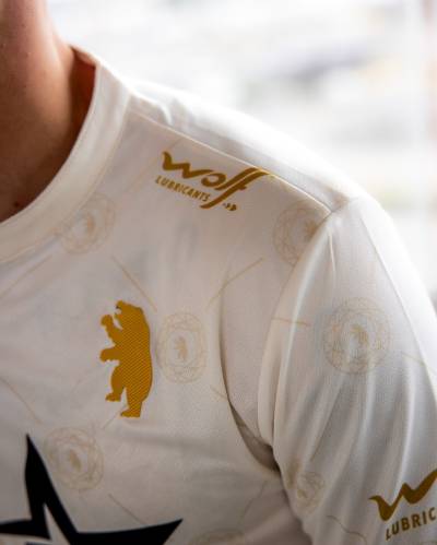 beerschot_24:25_errea_away_kit_e.jpg