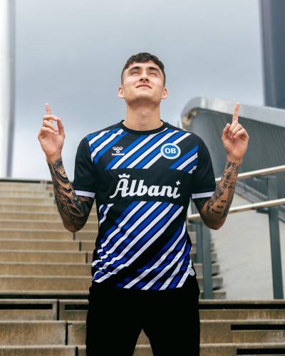 odense_boldklub_2022_hummel_away_kit_9.jpg
