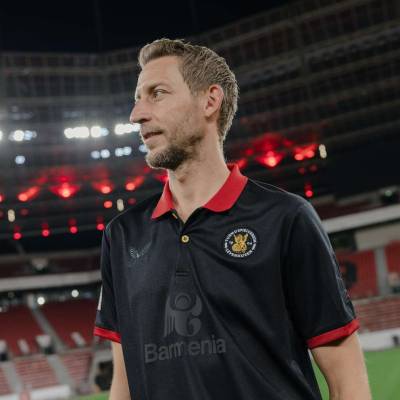 bayer_leverkusen_2024_castore_120th_anniversary_kit_e.jpg