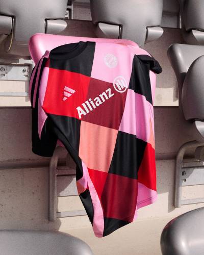 bayern_munich_24_25_womens_special_edition_kit_0e.jpg