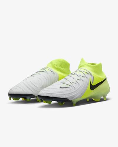nike_mad_voltage_pack_c.jpg