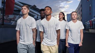 arsenal_2023_adidas_no_more_red_shirt_a.jpeg