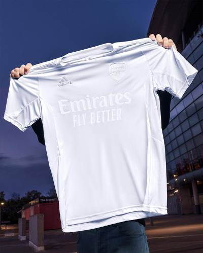 arsenal_2023_adidas_no_more_red_shirt_d.jpeg