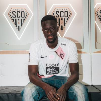 angers_sco_2024_nike_pink_october_shirt_g.jpg