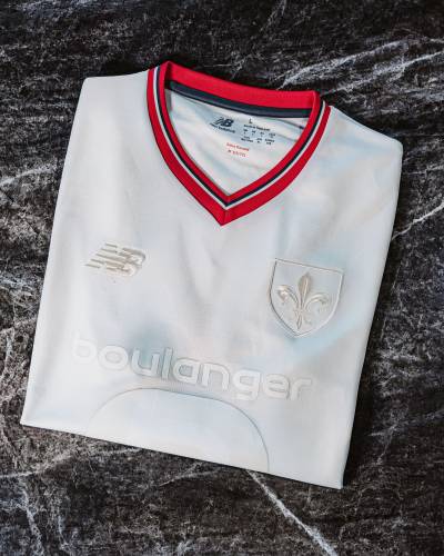 losc_lille_2024_new_balance_80th_anniversary_kit_a.jpg