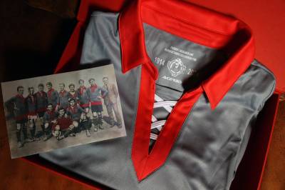 cremonese_2024_acerbis_110th_anniversary_kit_b.jpg