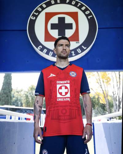 cruz_azul_24_25_pirma_third_kit_a.jpg