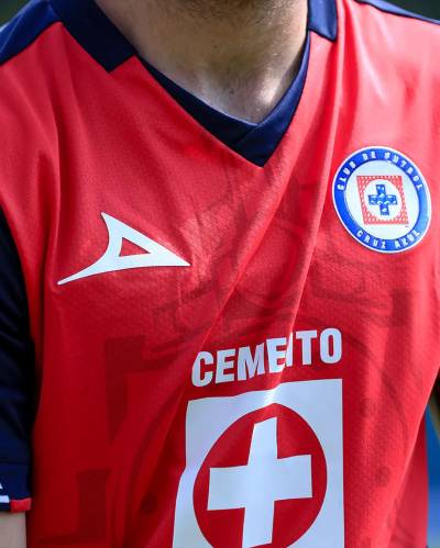 cruz_azul_24_25_pirma_third_kit_b.jpg