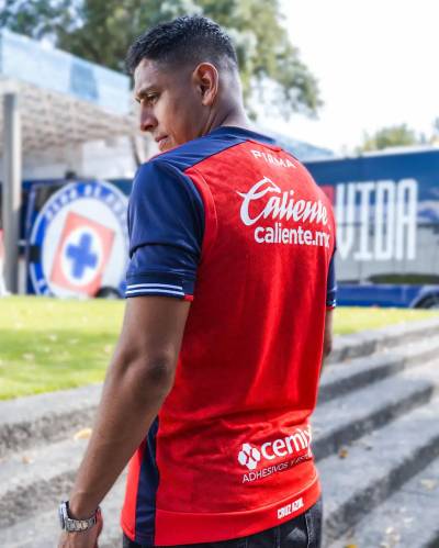 cruz_azul_24_25_pirma_third_kit_c.jpg