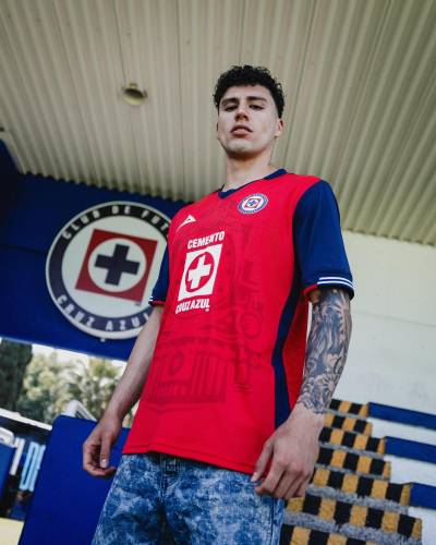 cruz_azul_24_25_pirma_third_kit_d.jpg