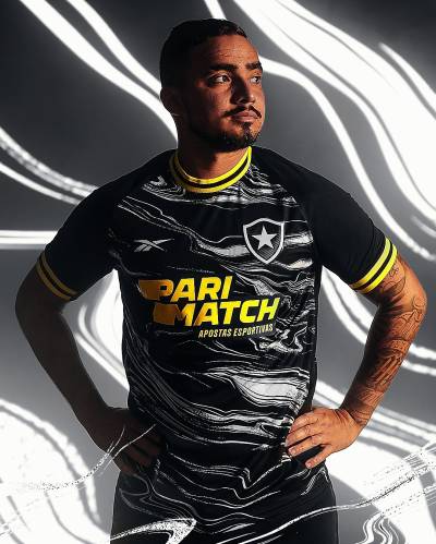 botafogo_24_25_reebok_fourth_kit_c.jpg