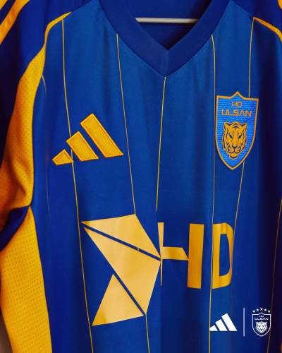 ulsan_hd_2025_adidas_home_kit_c.jpg