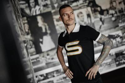 sparta_praha_131st_anniversary_shirt_b.jpg
