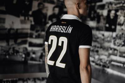 sparta_praha_131st_anniversary_shirt_f.jpg