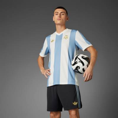 argentina_adidas_originals_50_years_collection_11.jpg