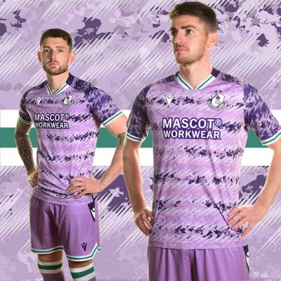 shamrock_rovers_24_25_macron_away_kit_c.jpg