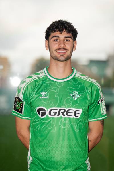 real_betis_24_25_hummel_chinese_new_year_pre_match_shirt_b.jpg