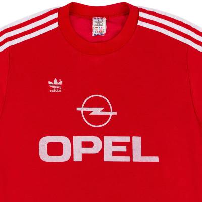Bayern_Munich_1989_91_Home_Shirt_3.jpg