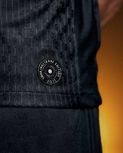 aik_2025_nike_smokinglirare_edition_kit_c.jpg