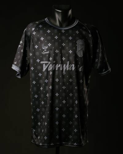 forward_madison_2025_hummel_fouis_muitton_pre_match_jersey_d.jpg