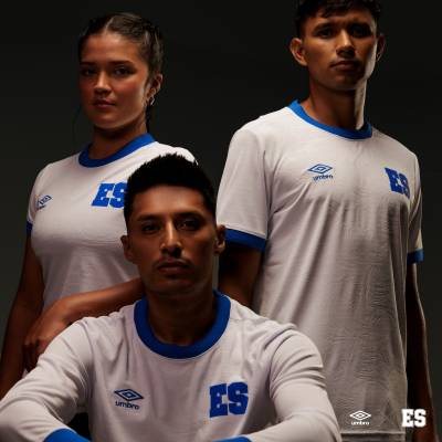 el_salvador_2025_umbro_home_away_kits_c.jpg