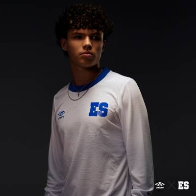 el_salvador_2025_umbro_home_away_kits_d.jpg