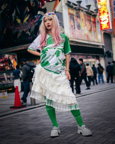 real_betis_2025_hummel_naruto_tribute_shirt_d.jpg