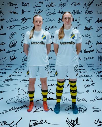 aik_2025_nike_away_kit_a.jpg