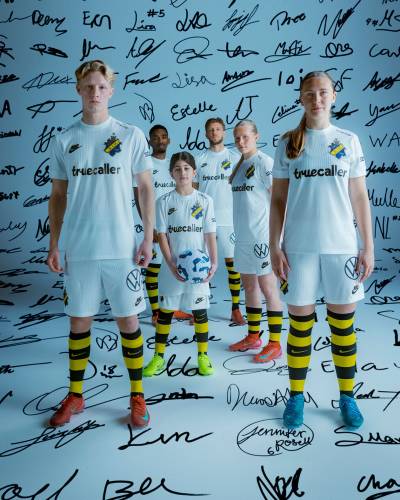 aik_2025_nike_away_kit_b.jpg