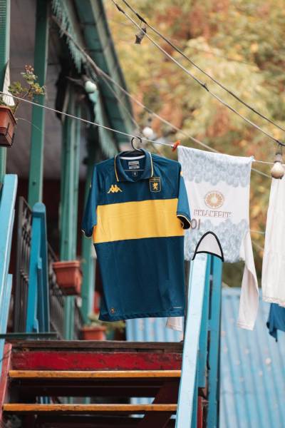 genoa_24_25_kappa_fourth_kit_e.jpg